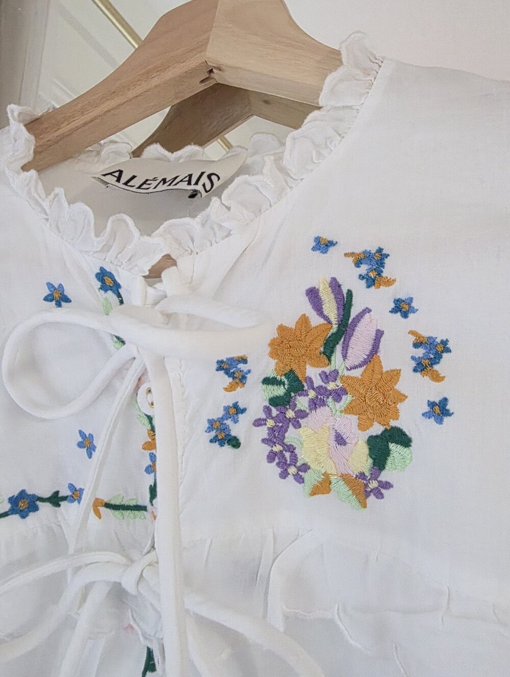 ALEMAIS Top Blouse - Picture 12 of 14
